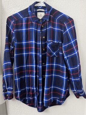American Eagle Plaid Flannel Shirt - Boyfriend Fit - Navy & Red - Small